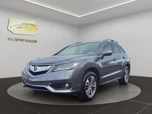 Used 2017 Acura RDX AWD w/ Advance Package image 3