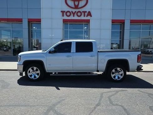 Used 2018 GMC Sierra 1500 SLT AWD/4WD image 2