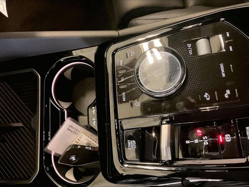 New 2026 BMW 530i w/ Premium Package image 7