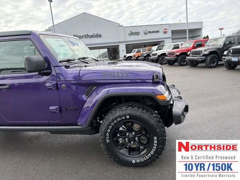 New 2026 Jeep Gladiator Sport AWD/4WD image 4