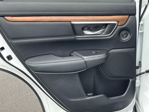 Used 2020 Honda CR-V Touring image 21
