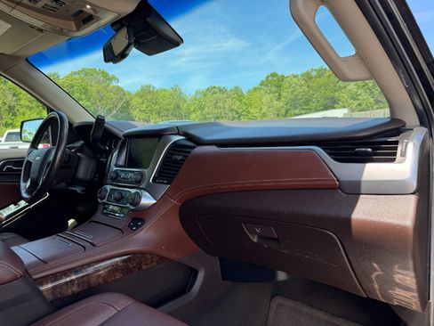 Used 2015 Chevrolet Tahoe LTZ AWD/4WD image 21