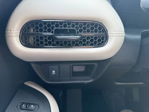 Used 2026 Honda HR-V LX image 23