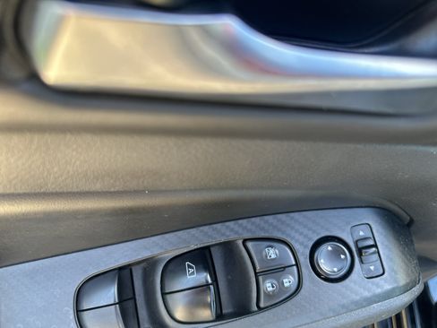 Used 2025 Nissan Altima 2.5 SV FWD image 20