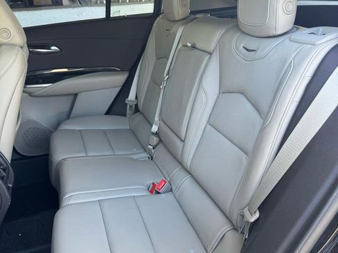 Used 2019 Cadillac XT4 Premium Luxury AWD/4WD image 16