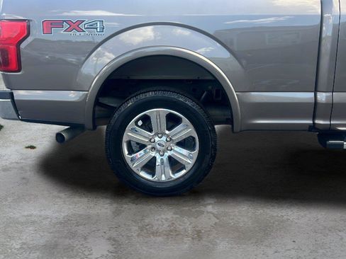 Used 2019 Ford F150 Lariat w/ Equipment Group 502A Luxury AWD/4WD image 28