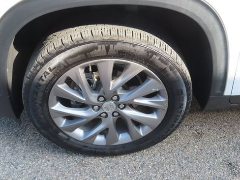 Used 2026 Buick Enclave Preferred AWD/4WD image 15