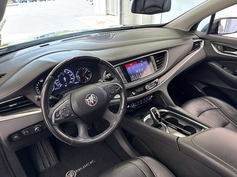 Used 2021 Buick Enclave Avenir w/ Avenir Technology Package AWD/4WD image 19