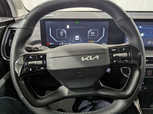 Used 2026 Kia Sorento SX image 18