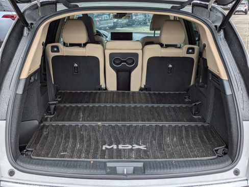 Used 2024 Acura MDX FWD w/ Technology Package image 13