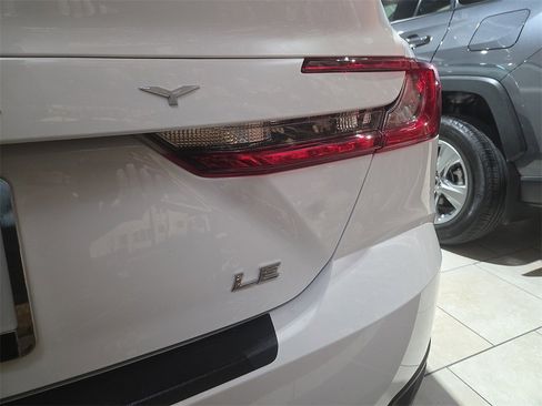 Certified 2025 Toyota Camry LE image 7