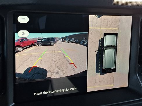 Used 2025 Ford Bronco Badlands image 17