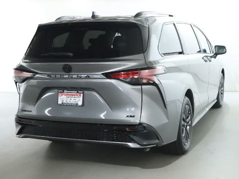 Certified 2026 Toyota Sienna XSE AWD/4WD image 44