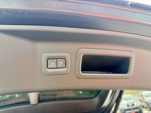 Used 2025 MAZDA CX-90 3.3 Turbo S w/ Premium Plus image 17