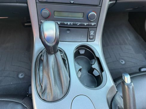 Used 2006 Chevrolet Corvette Convertible w/ Preferred Equipment Group image 25