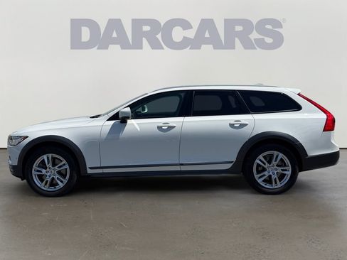 Used 2018 Volvo V90 T5 Cross Country w/ Convenience Package AWD/4WD image 4