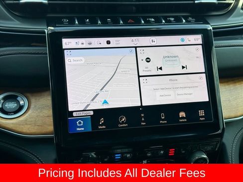 Used 2022 Jeep Grand Cherokee Summit AWD/4WD image 24