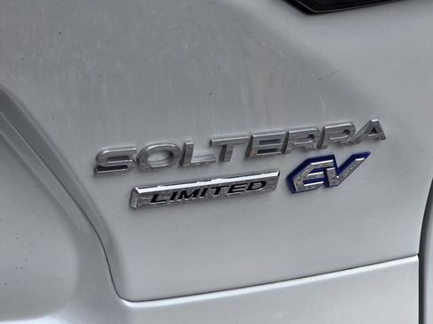 Used 2023 Subaru Solterra AWD image 33