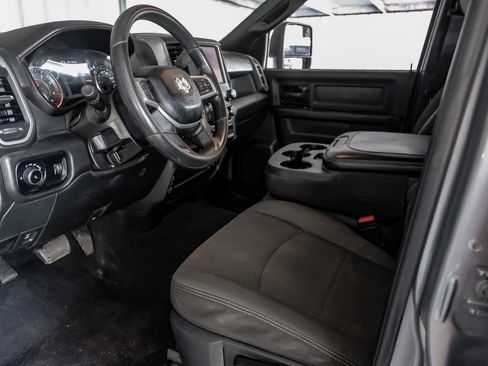Used 2024 RAM 3500 Tradesman AWD/4WD image 15