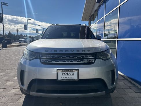 Used 2019 Land Rover Discovery HSE image 2