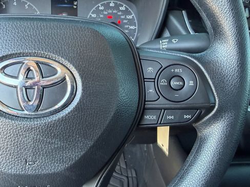 Used 2024 Toyota Corolla LE FWD image 15