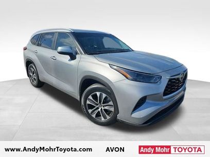 Used 2023 Toyota Highlander XLE