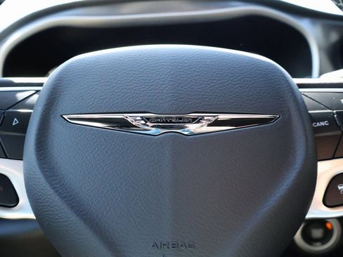 New 2026 Chrysler Pacifica Select FWD image 26