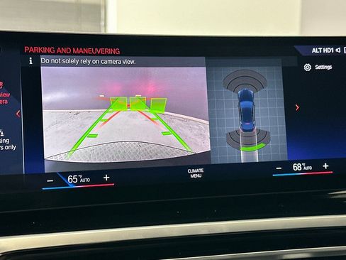 Used 2023 BMW i4 eDrive35 RWD image 18