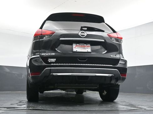 Used 2018 Nissan Rogue SV AWD/4WD image 37