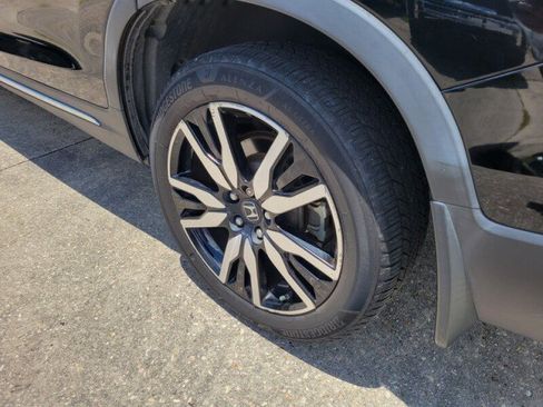 Used 2019 Honda Pilot Touring image 5