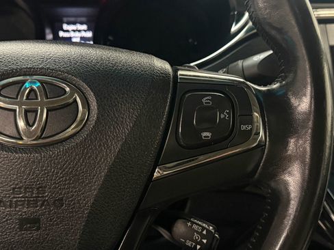 Used 2013 Toyota Avalon XLE Touring image 28