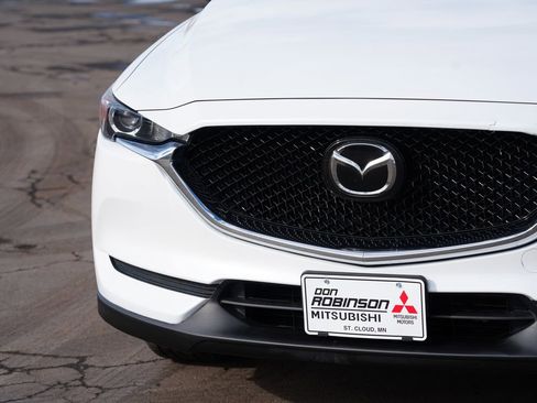 Used 2017 MAZDA CX-5 Touring w/ I-ACTIVSENSE Package image 9