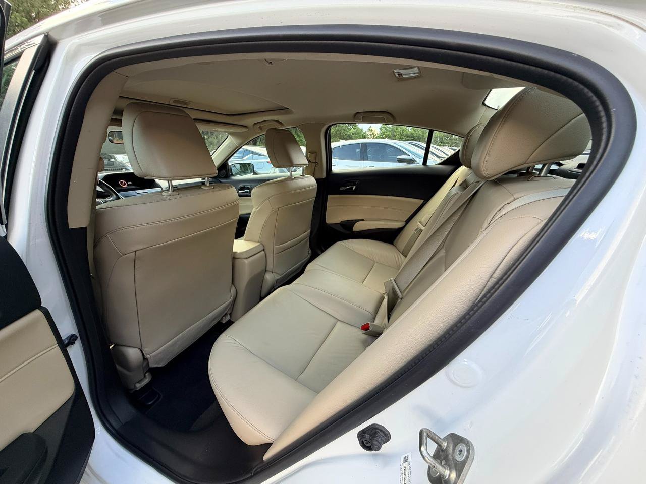 Used 2018 Acura ILX FWD image 9