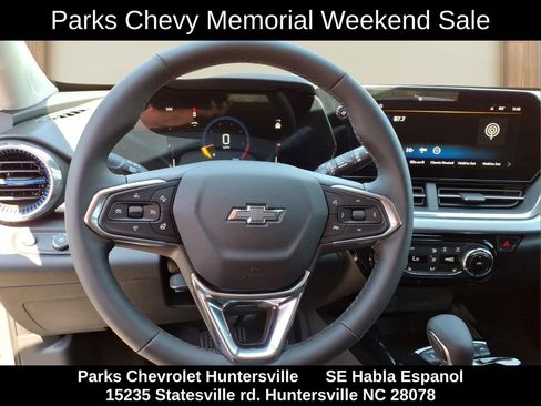 New 2026 Chevrolet Trax LT FWD image 3