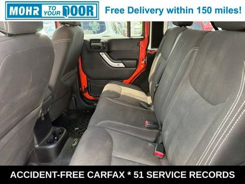 Used 2015 Jeep Wrangler Unlimited Rubicon w/ Connectivity Group AWD/4WD image 38