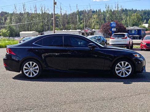 Used 2015 Lexus IS 250 RWD image 10