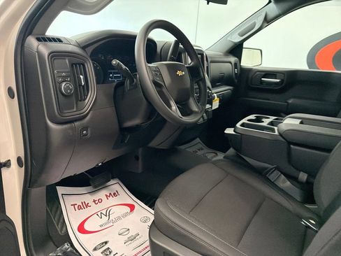 New 2026 Chevrolet Silverado 1500 Custom w/ LPO, Dark Essentials Package RWD image 11