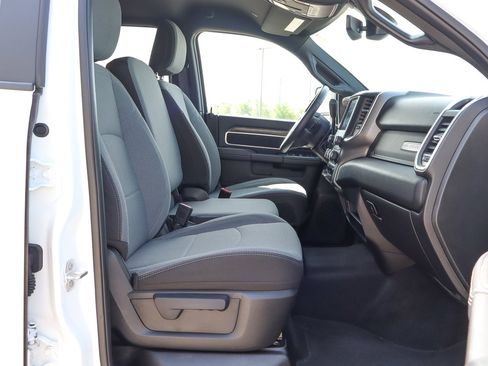 Used 2024 RAM 2500 Big Horn image 28