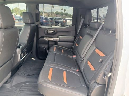 Used 2020 GMC Sierra 1500 AT4 w/ Off Road Performance Package AWD/4WD image 13