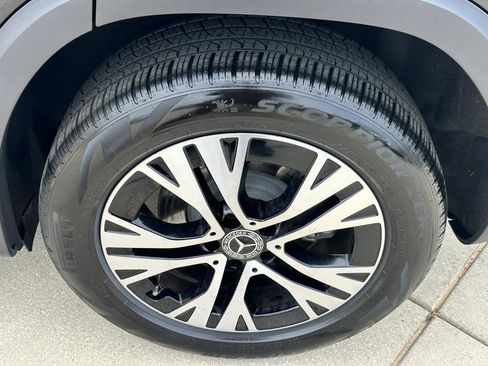 Used 2024 Mercedes-Benz GLB 250 image 26