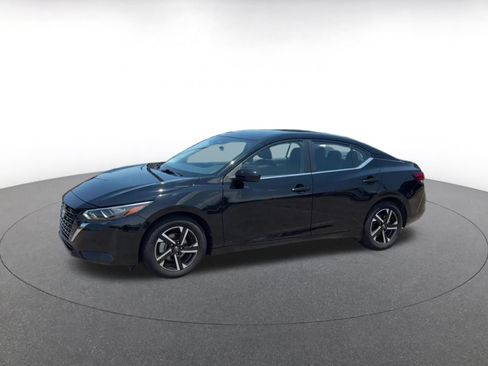 Used 2025 Nissan Sentra SV FWD image 6