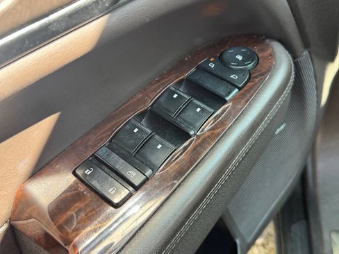 Used 2013 Buick Enclave Leather AWD/4WD image 12