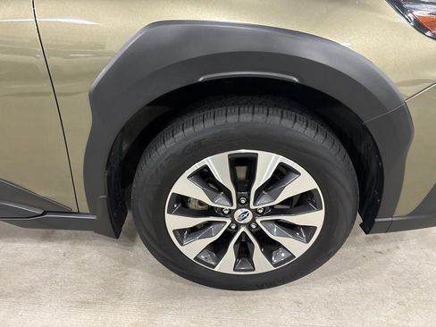 Used 2025 Subaru Outback Touring XT AWD/4WD image 25
