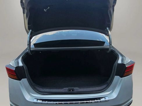 Used 2022 Nissan Altima 2.5 SV FWD image 19