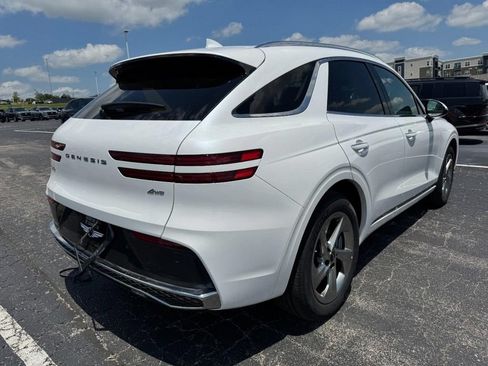 Used 2026 Genesis GV70 2.5T Select AWD/4WD image 3