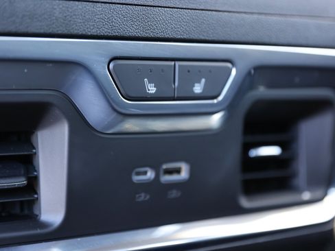 Used 2025 GMC Sierra 2500 SLT w/ SLT Premium Package image 24