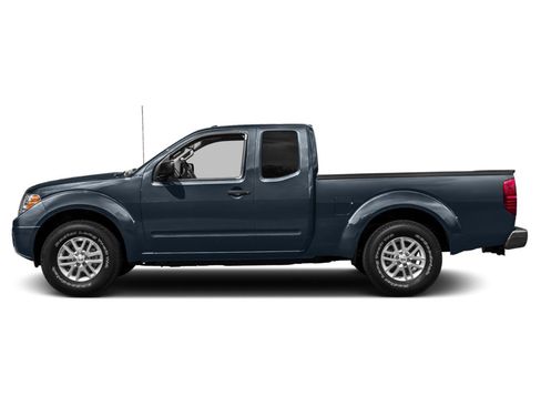Used 2015 Nissan Frontier SV image 3