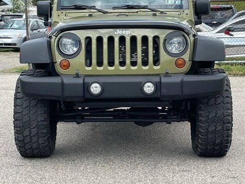 Used 2013 Jeep Wrangler Sport AWD/4WD image 3