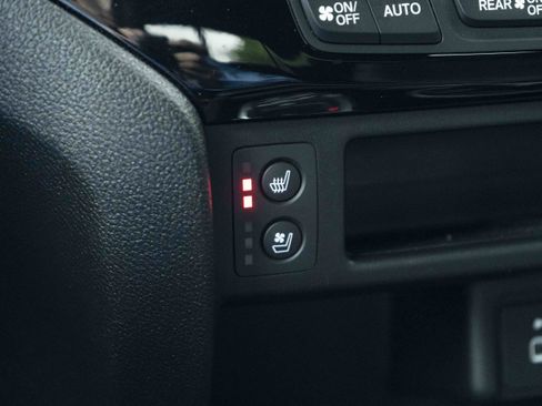 Certified 2025 Honda Ridgeline Black Edition image 33