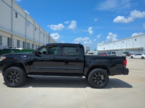 Certified 2019 Toyota Tacoma SR w/ SR Convenience Package RWD image 8